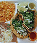Los Burritos Mexicanos food