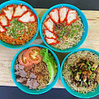 Mee Kolok Mangkok Ijo food