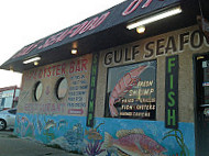 Gulf Seafood Market outside