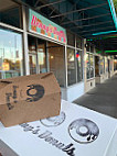 Benny's Donuts outside