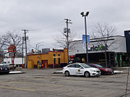 Popeyes Louisiana Kitchen outside