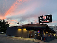 Tasty Zone Bbq outside