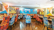 Rangrez Indian Restaurant & Bar inside