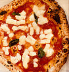 Pizzeria Pomodoro E Mozzarella food
