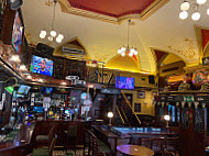 Scholars Lounge Irish Pub inside