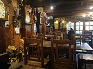 The Oak Tree Inn inside