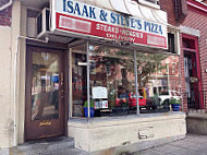 Isaak Steve's Pizza outside