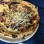 La Bella Lucania food