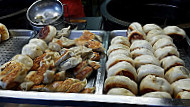 Shàng Dǐng Huángjiā Shàng Dǐng Huáng Jiā Main Station food