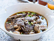 Gold Fung Beef Noodle food
