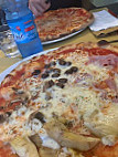 Pizzeria Il Vascello Lo Sbirulone food