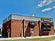 Which Wich Grant Line New Albany outside