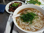 De-Pho Vietnamese & Chinese Restaurant food