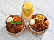 Saroja Briyani Kitchen food