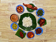 Prishas Curry House food