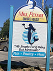 Mrs Peters Smoke House outside