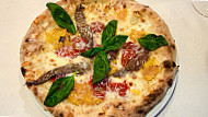 Pizzeria Scugnizzo food