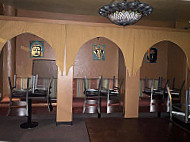 Taj Mahal Restaurant & Lounge inside