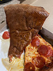 Luciano's Pizza food