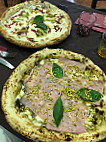 L' Arte Della Pizza (fratelli Chianese) food