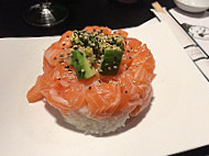 Nikki Sushi food