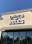 Crepes N' Rolls outside