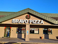 Bravo Pizza Italian outside