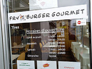 Fryburger Gourmet inside