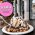 Braud's Funnel Cake Cafe food