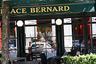 Place Bernard inside
