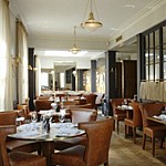 The Alfred Tennyson (fka The Pantechnicon Public House and Dining Room) inside