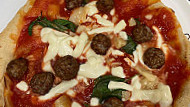 Pizzeria Zero81 food