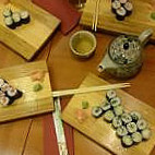 HITOMI Sushi food