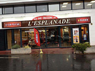 L' Esplanade outside