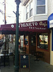 Vigneto Cafe inside