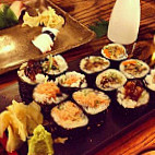 Noshi Sushi food