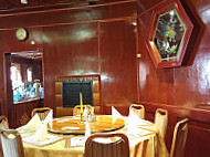 China Restaurant Peking inside