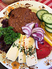 Hotel und Gasthof Zum Ziehbrunnen Ungarisches Restaurant Gemeskut Csarda food