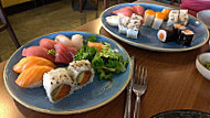 Sushi Xin food