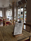 Carlyle's Cafe Bognor Regis inside