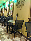 Grand Cafe Caruso inside