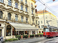 Weimar Cafe-Restaurant inside