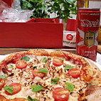 Pizza Hut 16eme food