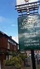 The Jolly Topers outside