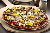 Cr's Sports Carbone's Pizzeria food