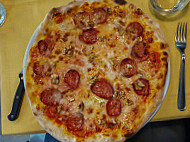 Madamadore Trattoria Pizzeria food