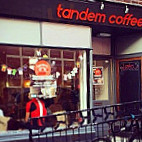Tandem Coffee House outside