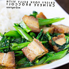Heng Thai Rotisserie food