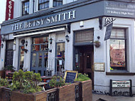 The Betsy Smith outside