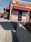 Colorado Donuts outside